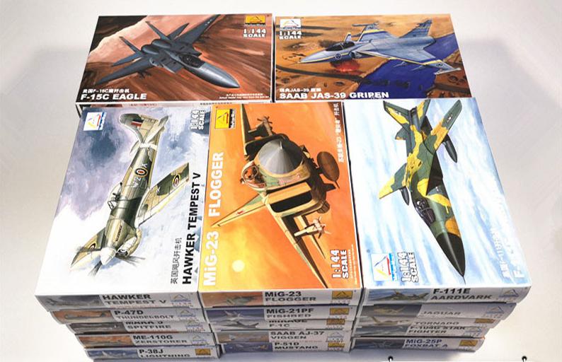 Model Kit Revell - 25 個 1/144 プラスチック組み立て戦闘機軍事組み立て航空機モデル第二次世界大戦米国ソ連英国飛行機ミニサンドテーブルおもちゃ