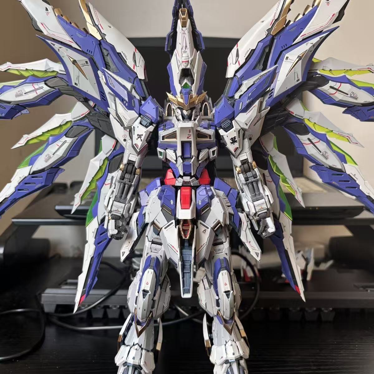 在庫あり EINTA INDUSTRIES SKY DEFE - Model Kit Nemesis のレビューと価格