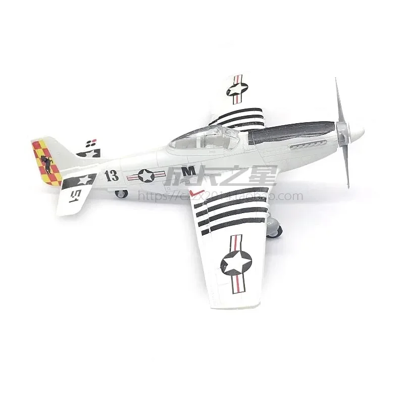 1/48 4D マスタング戦闘機組み立てモデルアメリカ第二次 - Model Kit Mustang のレビューと価格