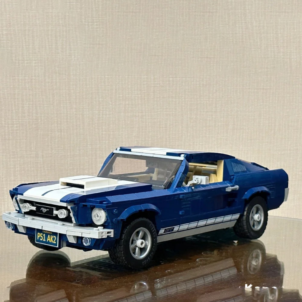 MOC 1471PCS マスタングスポーツレーシングカーマス - Model Kit Mustang のレビューと価格