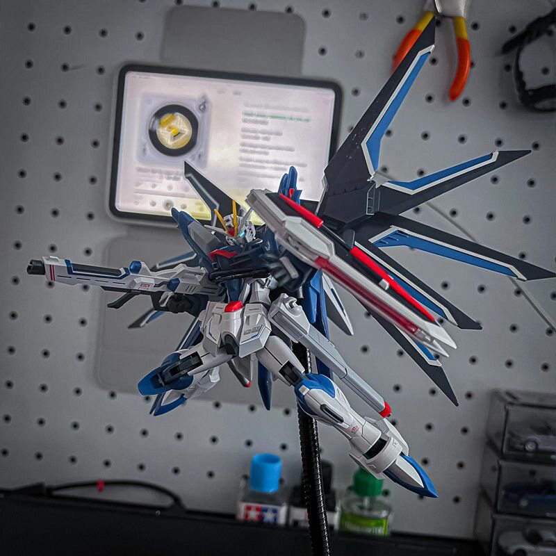 1/144 HG スケールメカプラスチックモデルキット xf - Model Kit Mecha Girl のレビューと価格