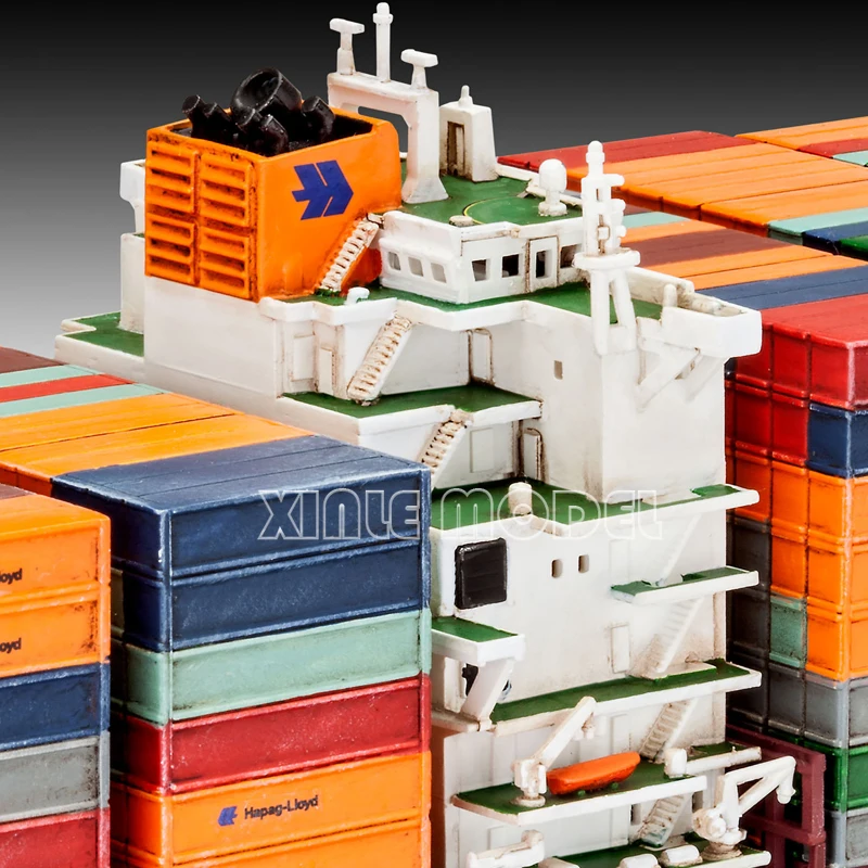 Revell プラスチック組み立て船モデルキット 05152 - Model Kit Revell のレビューと価格