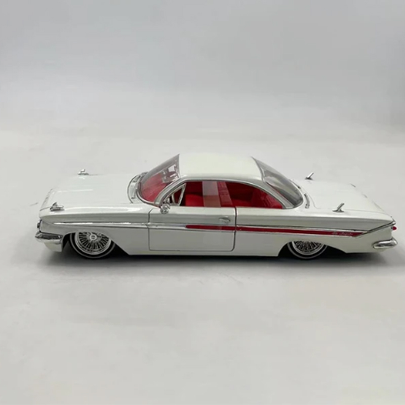 Jada 1:24スケールフォード1979 F-150ピック - Model Kit Mustang のレビューと価格