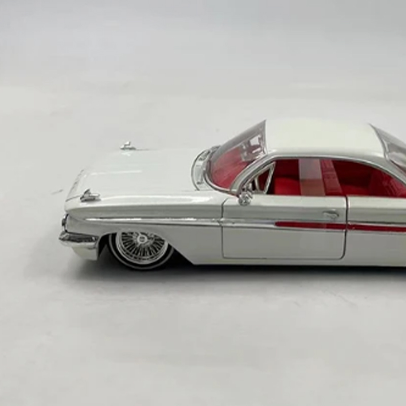 Jada 1:24スケールフォード1979 F-150ピック - Model Kit Mustang のレビューと価格